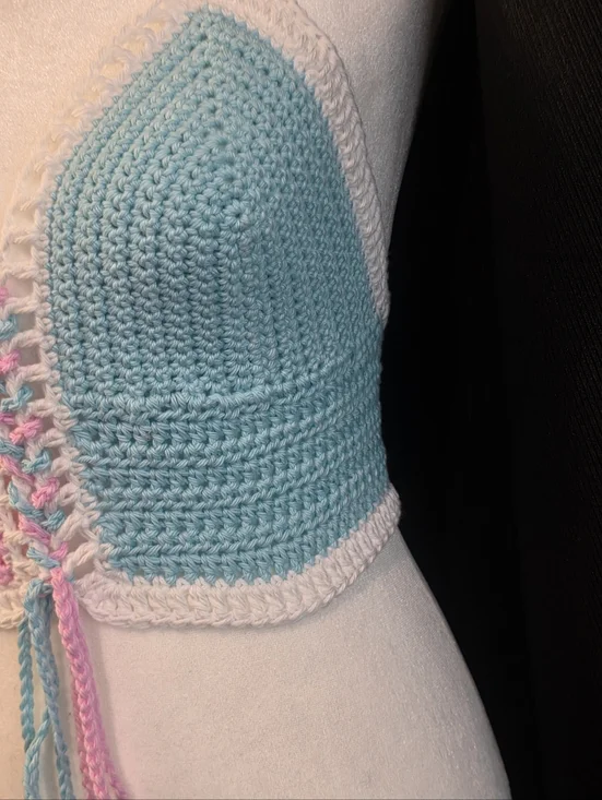 Crocheted Dual-Color Corset Halter Top - Picture 5 of 9